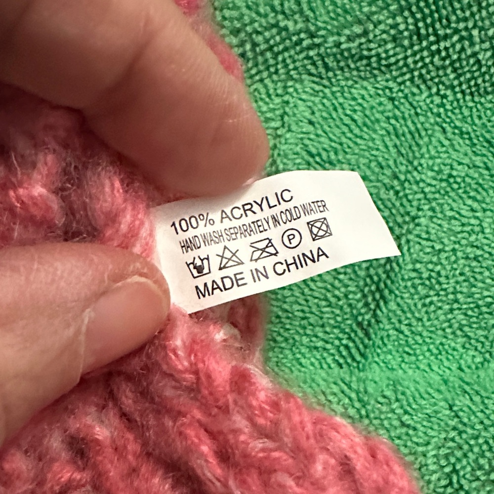 Cozy Pink Knit Beanie - Picture 4 of 4